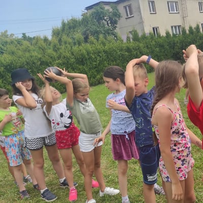 Półkolonie 2021, turnus I: Cyrkowe przygody, zdjęcie 14